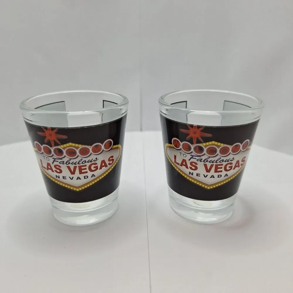 Welcome to Fabulous Las Vegas Sign Dice Shot Glasses (2)